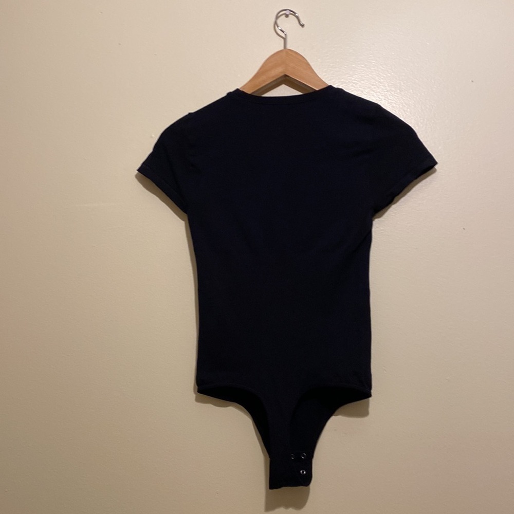 YUMMIE SEAMLESS SHAPING THING BLACK BODYSUIT. Size S - Picture 6 of 9